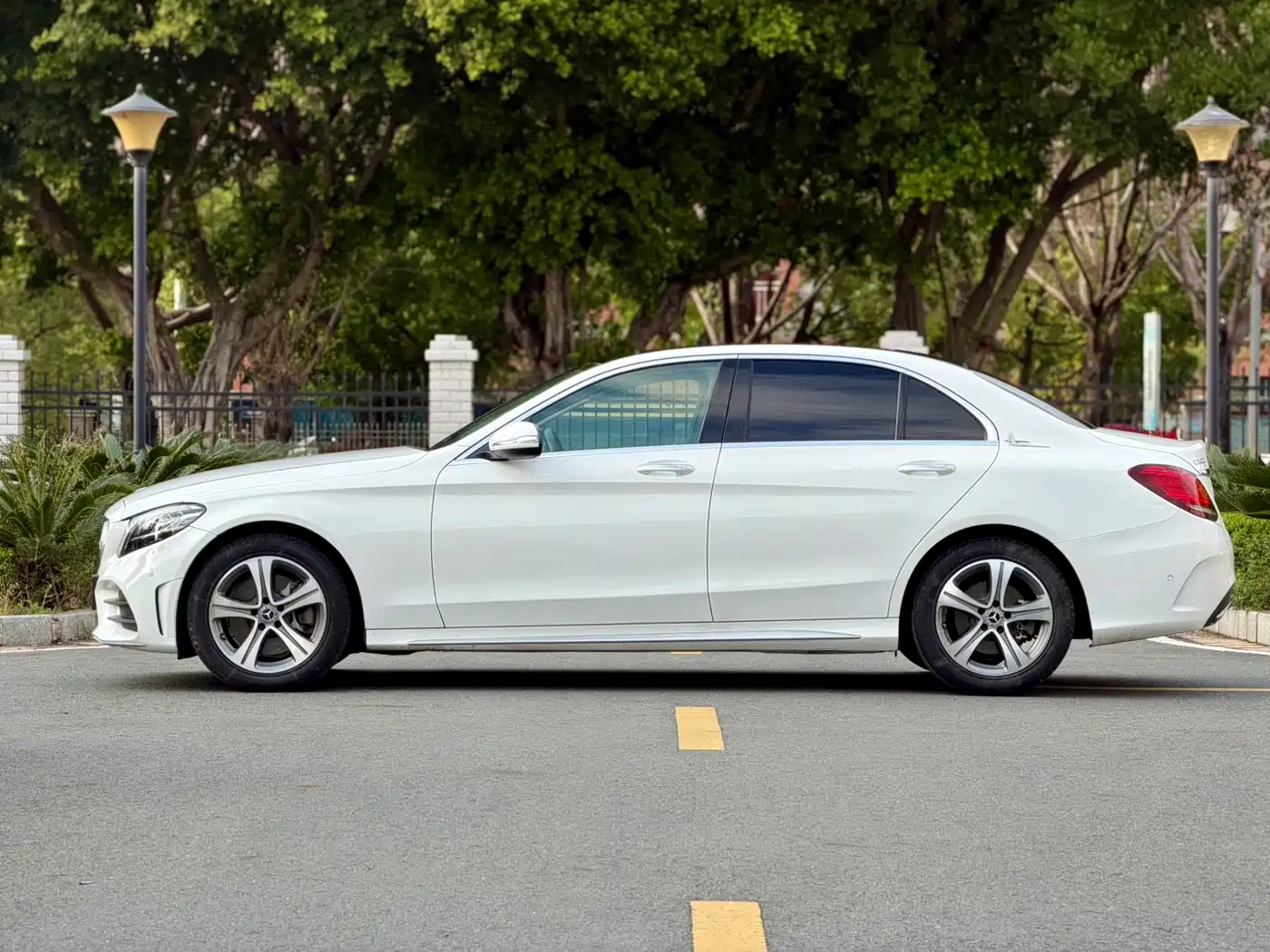 Mercedes-Benz C-Class 2020 C 260 L Sport фото 8