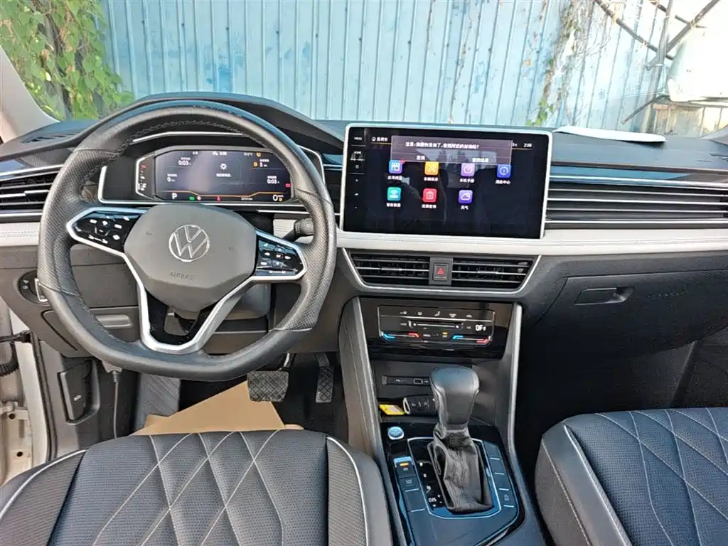 Volkswagen Tiguan L 2022 330TSI Automatic 2WD Smart Edition фото 10