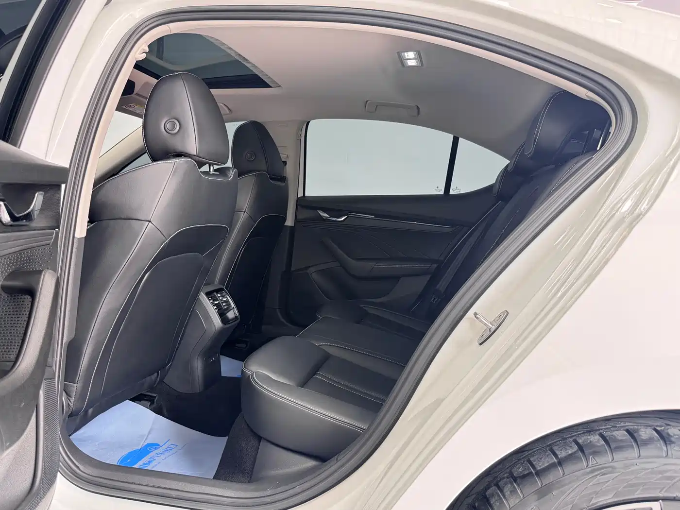Škoda Octavia 2022 PRO TSI280 Premium Edition фото 10