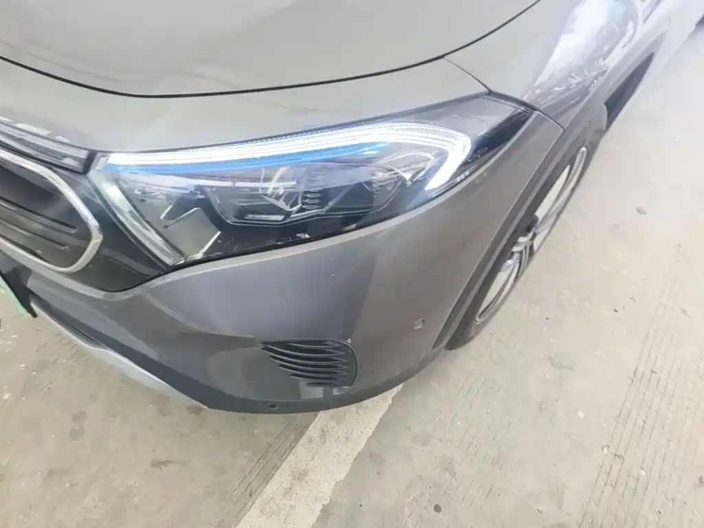 Mercedes-Benz EQB 2024 2023 EQB 260