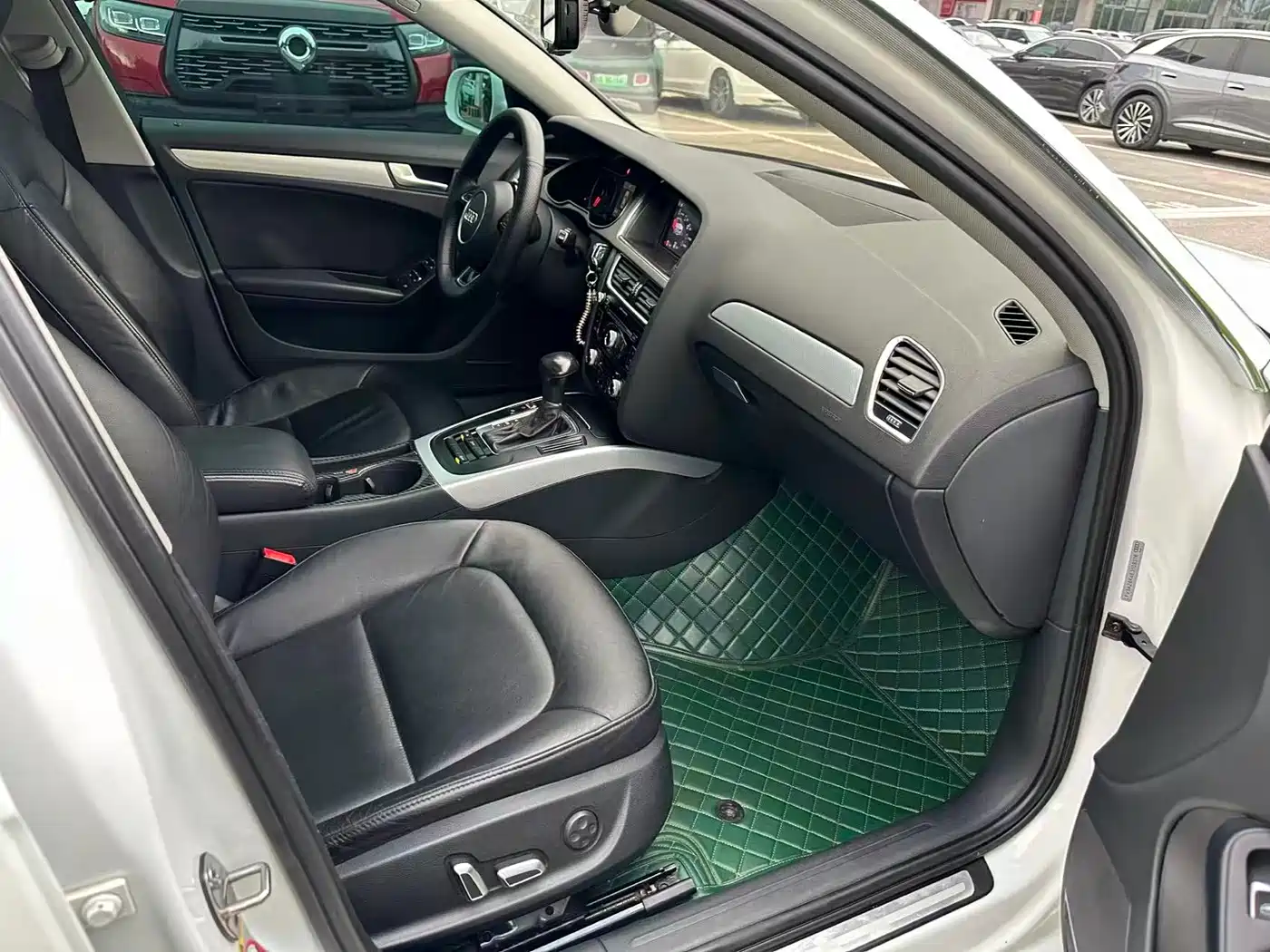 Audi A4L 2015 35 TFSI Auto Standard фото 14
