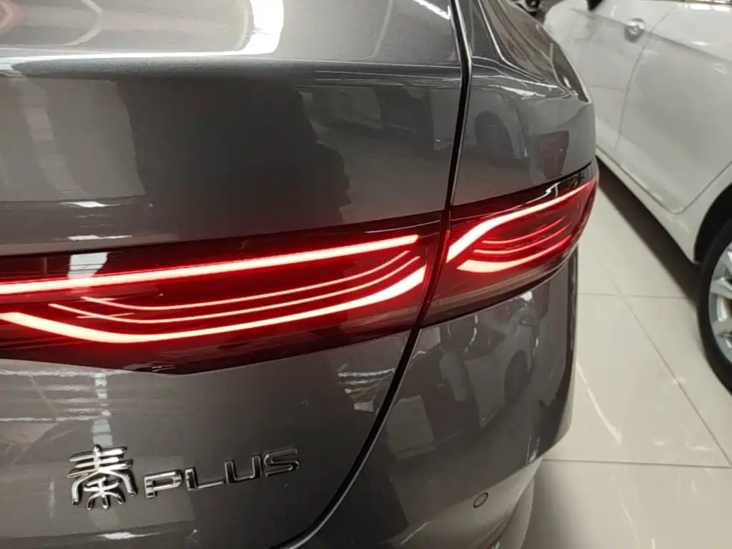 Photo 8 - BYD Qin PLUS