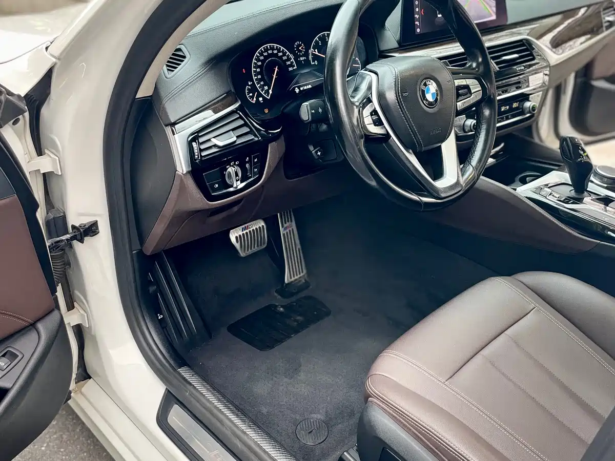 BMW 5 Series 2019 Facelift 525Li Luxury Package фото 34