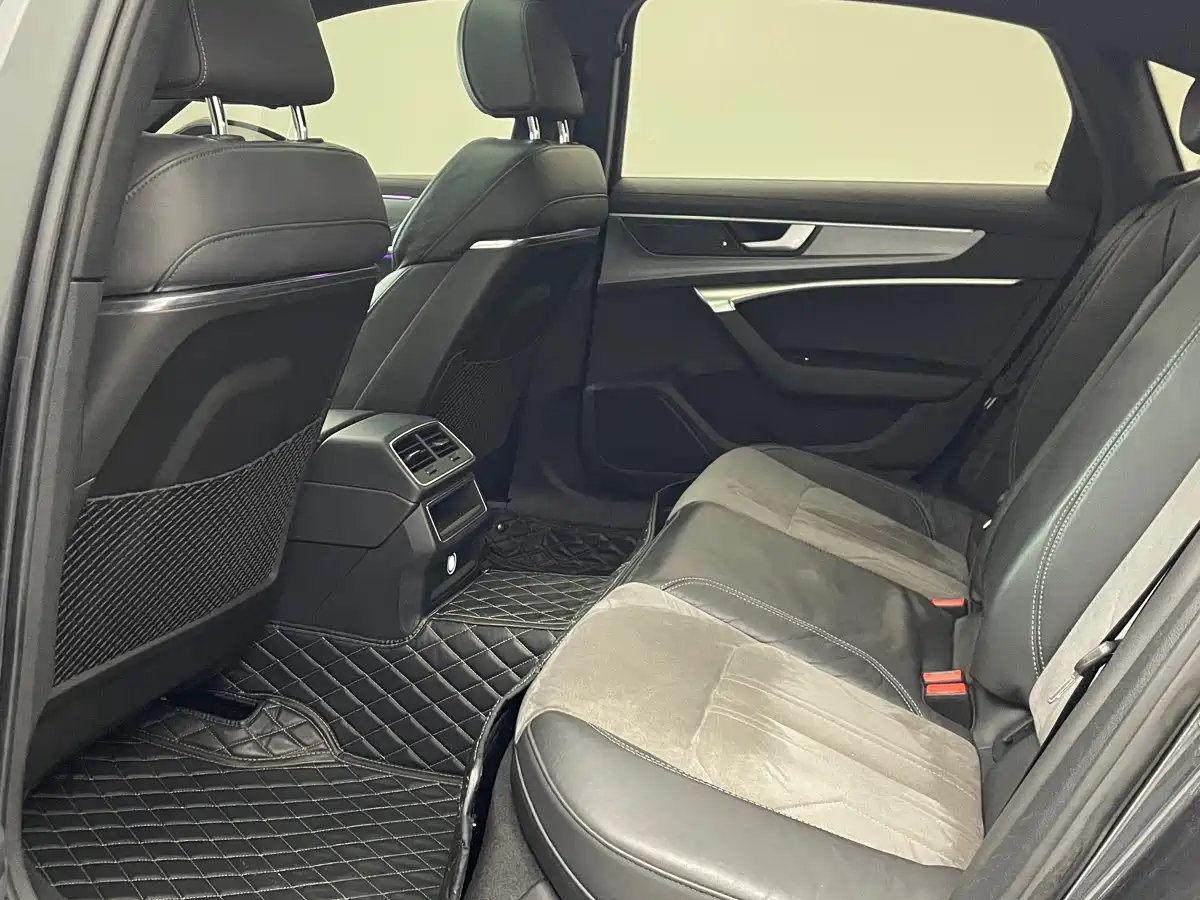 Audi A6L 2020 40 TFSI Luxury Dynamic фото 4