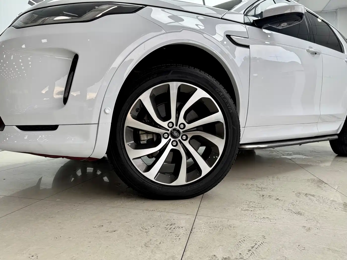 Land Rover Discovery Sport 2020 249PS R-Dynamic Performance Tech 7-seater фото 19