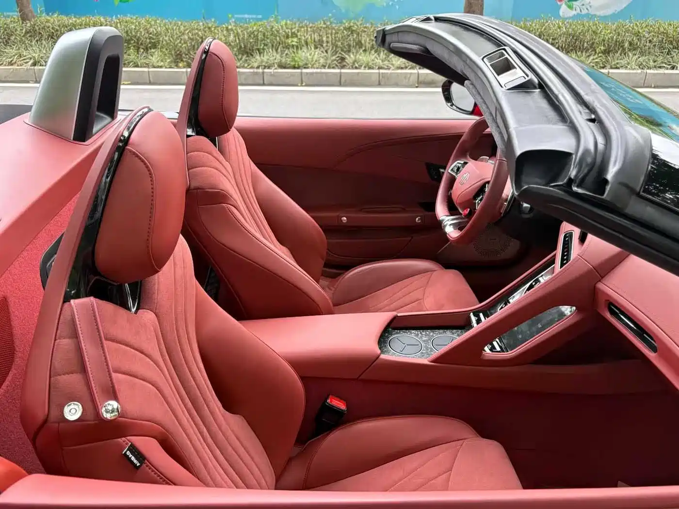 MG Cyberster 2023 2024 501km Charming Edition