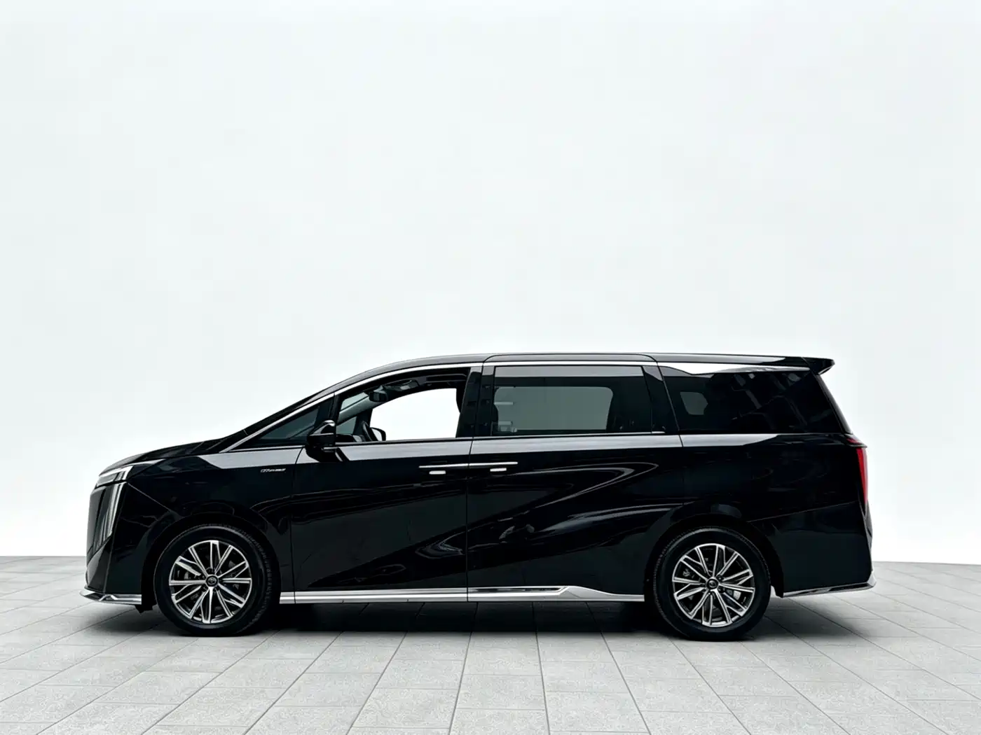 GAC Trumpchi Trumpchi M8 2024 Patriarch Series 400T Ultimate Edition фото 12