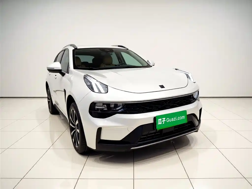 Lynk & Co 01 2023 2.0TD 2WD Pro фото 3