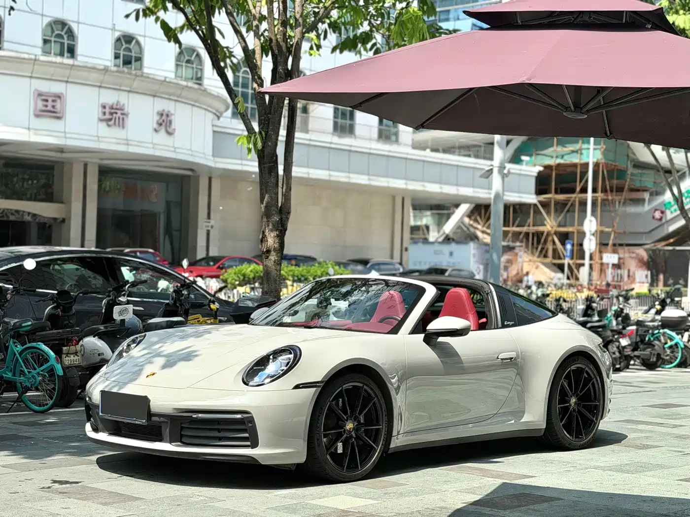 Porsche 911 2023 Targa 4 3.0T фото 7