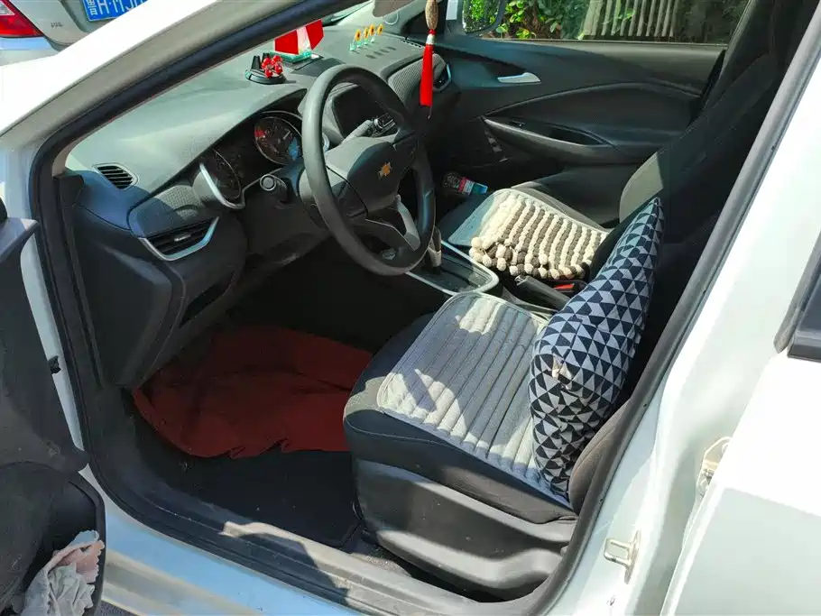 Chevrolet Cavalier 2021 325T Auto Joy Edition фото 9