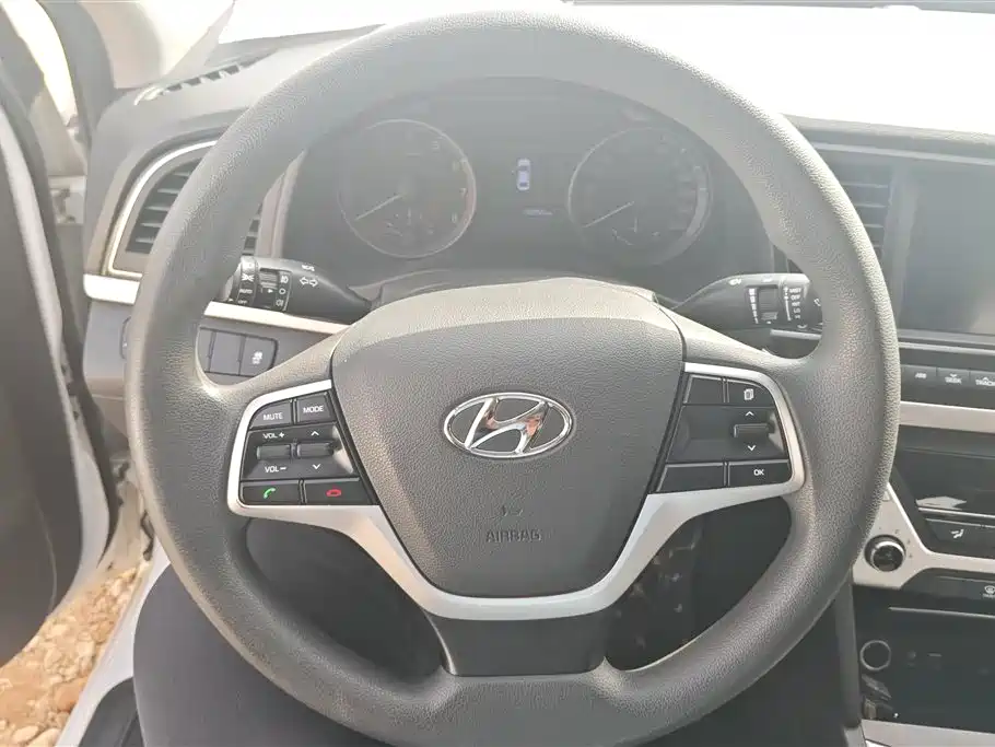 HYUNDAI LEAD