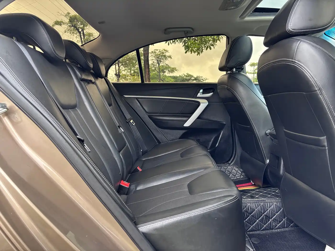 Geely Emgrand 2016 2016 Sedan 1.5L Manual Up Version