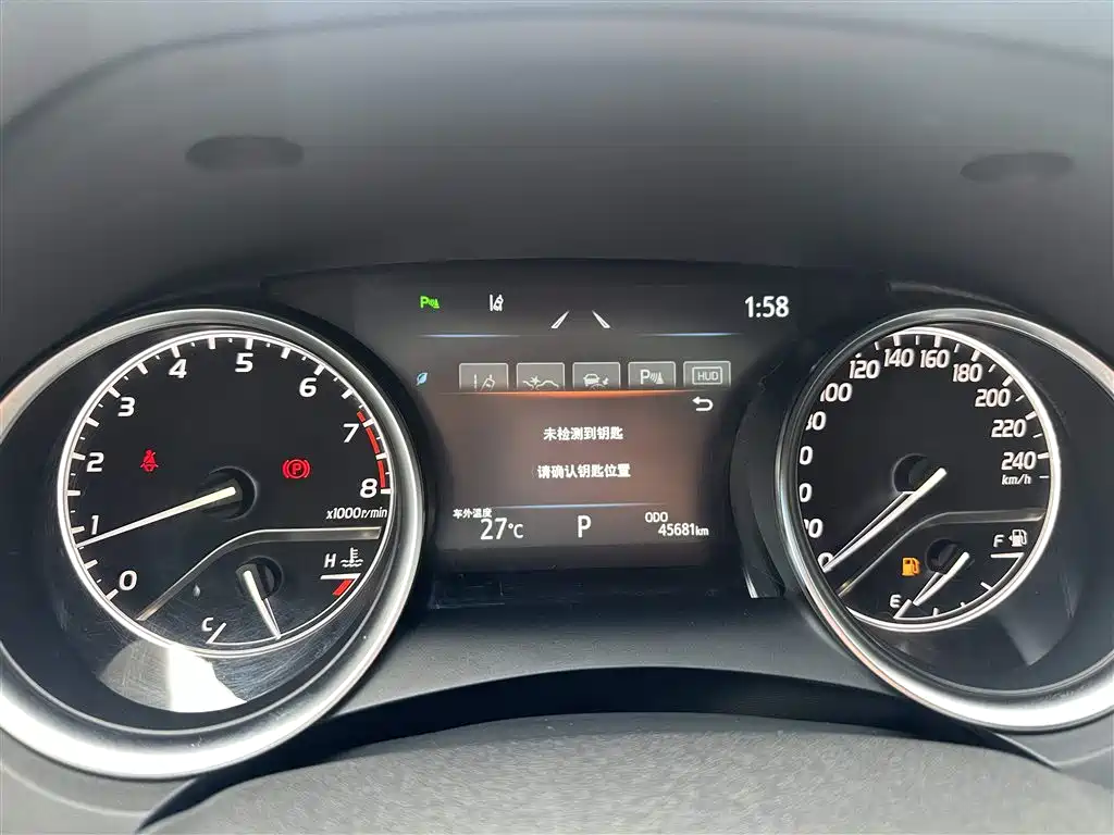 Toyota Camry 2021 2.0G Luxury Edition фото 19