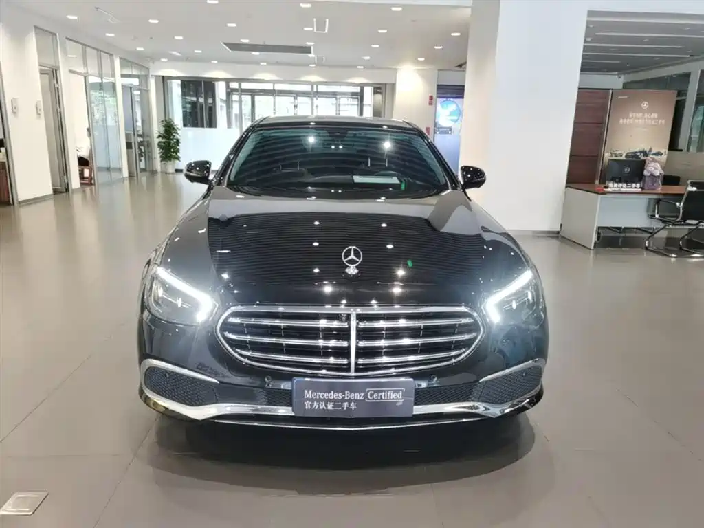 Mercedes-Benz E-Class 2023 E 300 L Sport Luxury фото 5