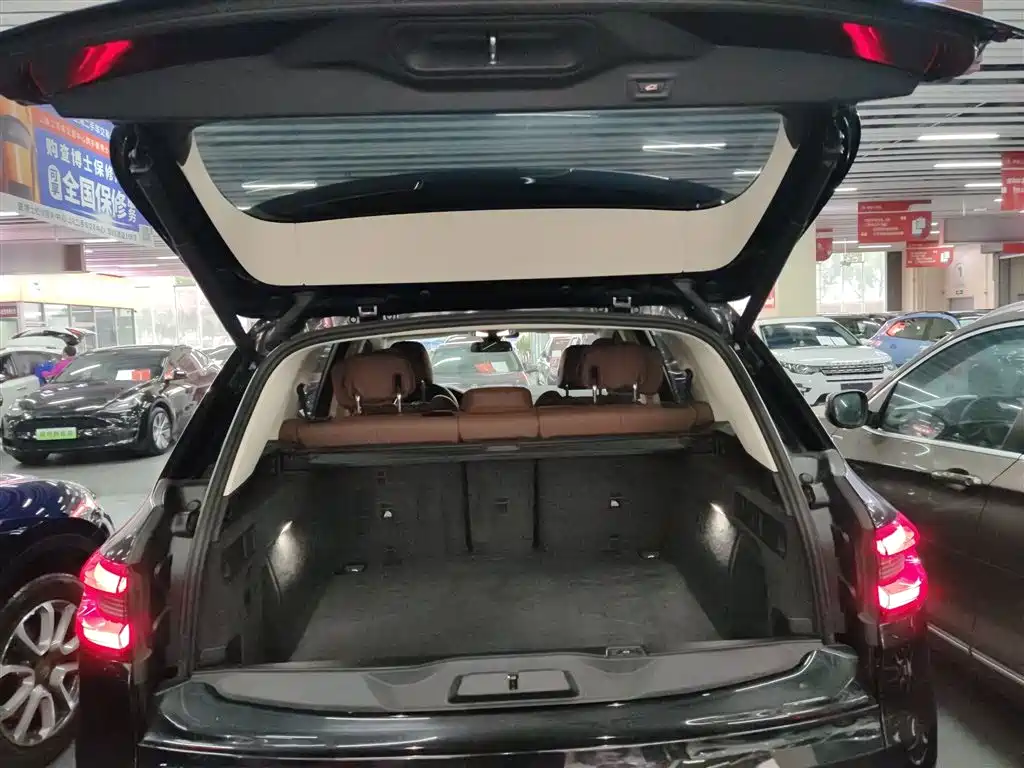 BMW X5 (Import) 2020 xDrive30i X Design Package фото 19