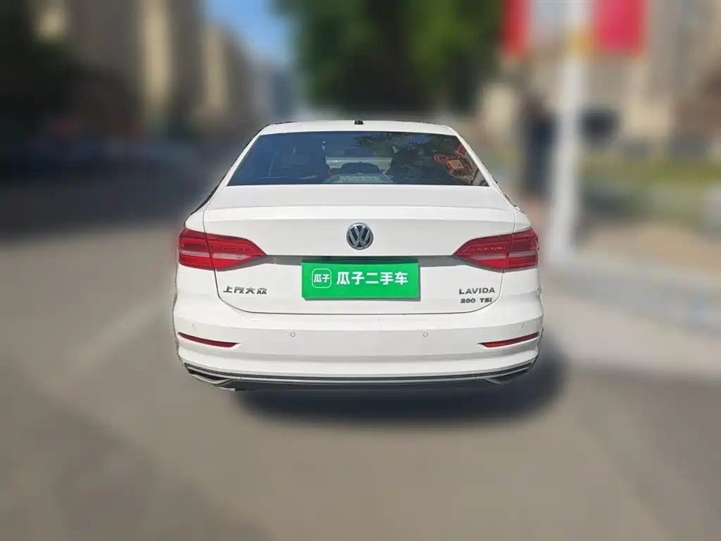 Volkswagen Lavida 2018 280TSI DSG Comfort Edition China V фото 4