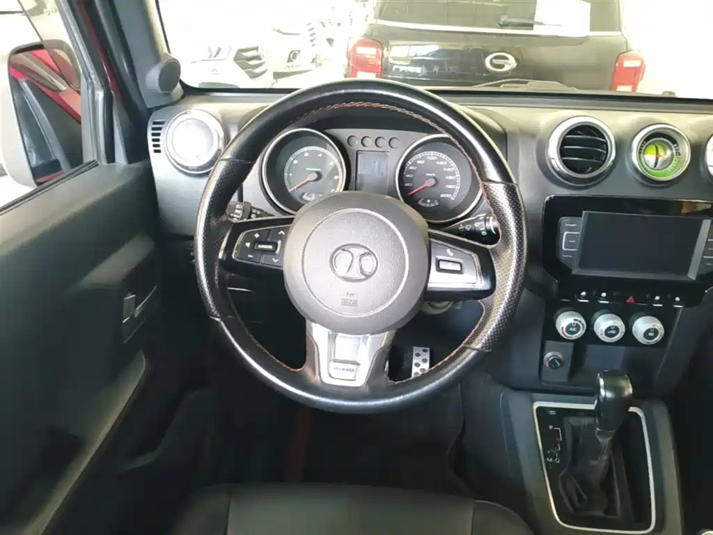 BAIC ORV Beijing Offroad BJ40 2016 Model 40L 2.3T Automatic 4WD Exclusive фото 11