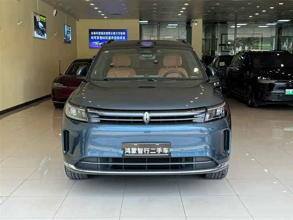 AITO Wenjie AITO M7 2024 1.5T Smart Drive RWD Ultra 5-seater фото 2