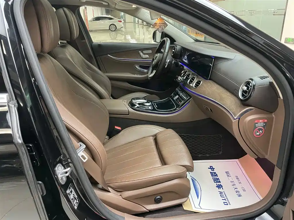 Mercedes-Benz E-Class 2016 E 200 L фото 14