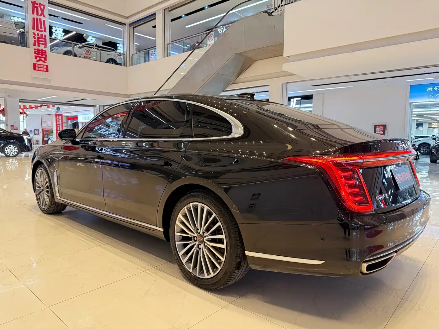 Hongqi H9 2020 2.0T Smart Connection Qi Chang Edition фото 9
