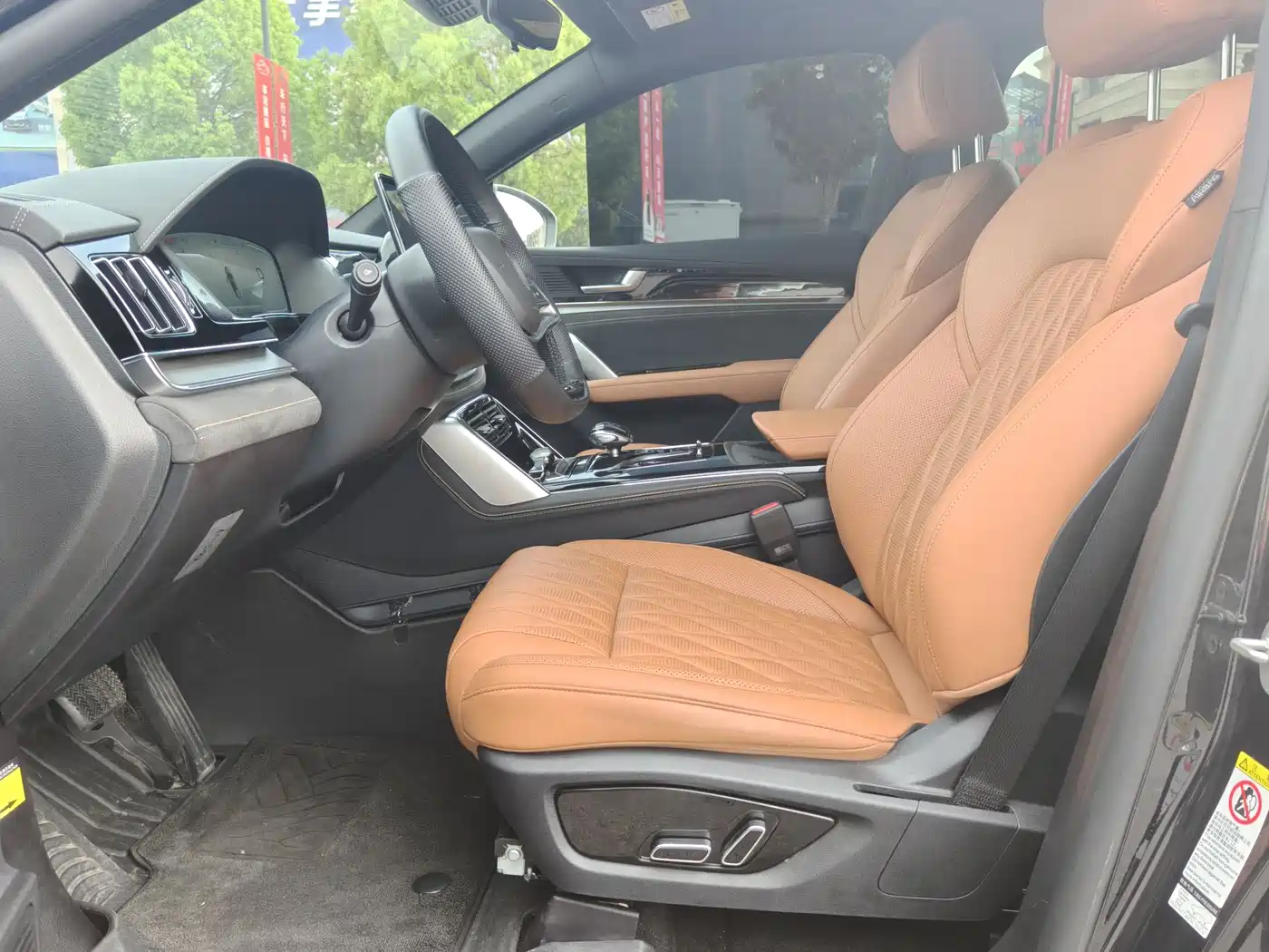 BYD Tang New Energy 2023 Model DM-i Champion Edition 112KM Deluxe фото 18