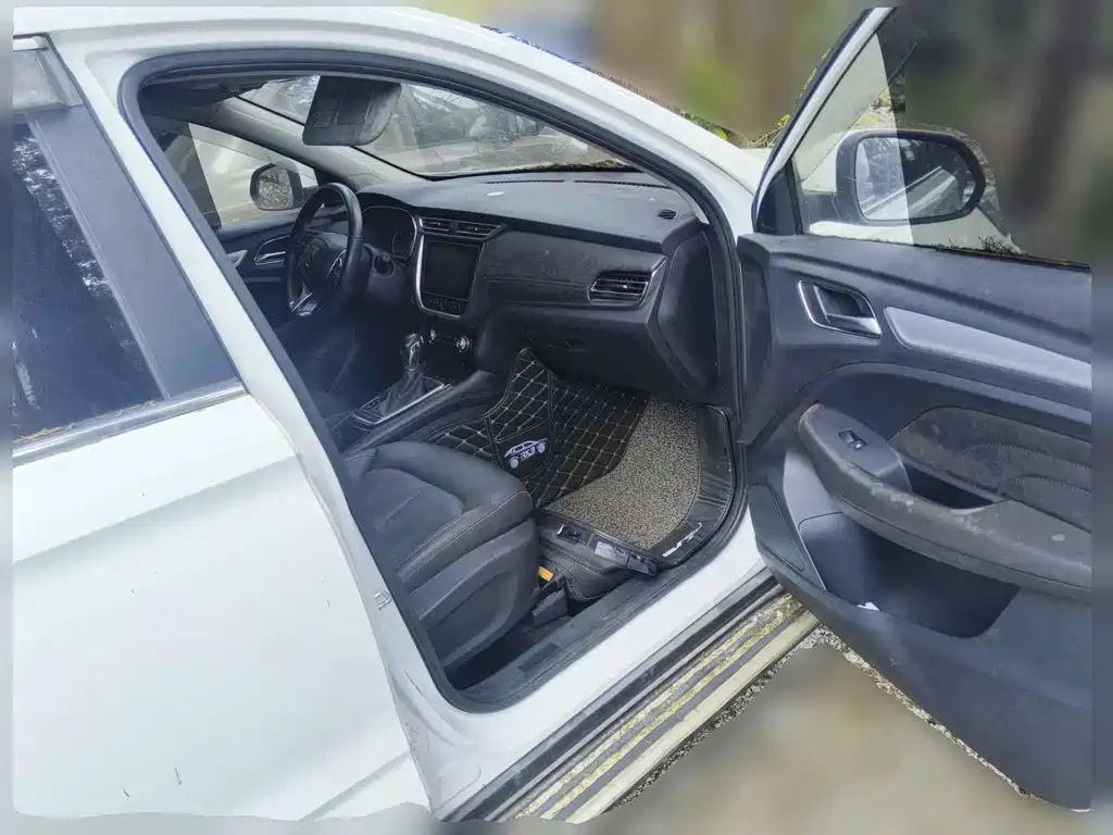 Photo 13 - Roewe RX3