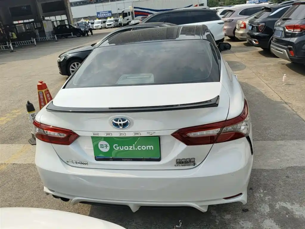 Toyota Camry 2019 Hybrid 2.5HS Trend Edition China VI фото 6