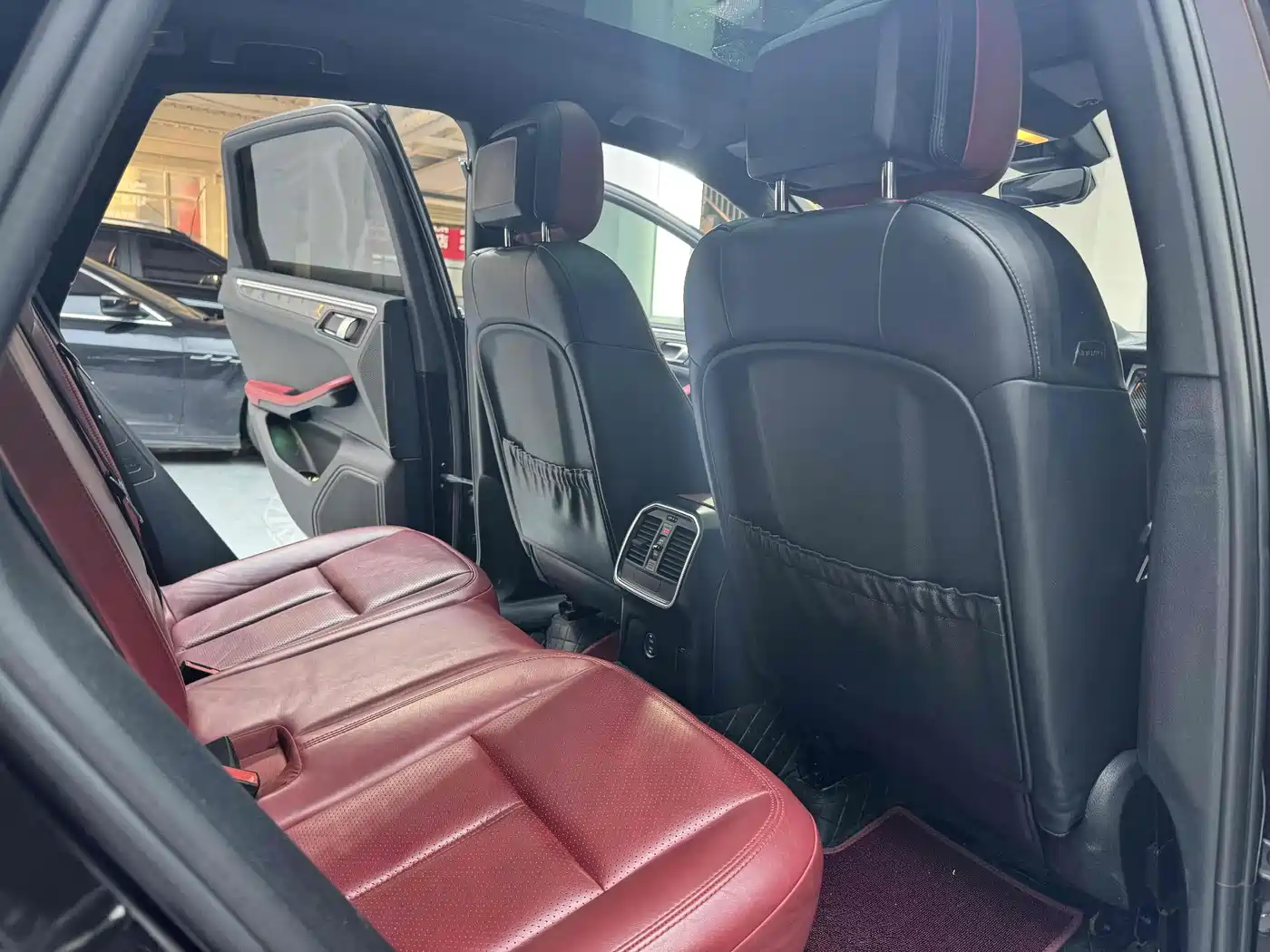 Porsche Macan 2020 Macan 2.0T фото 15