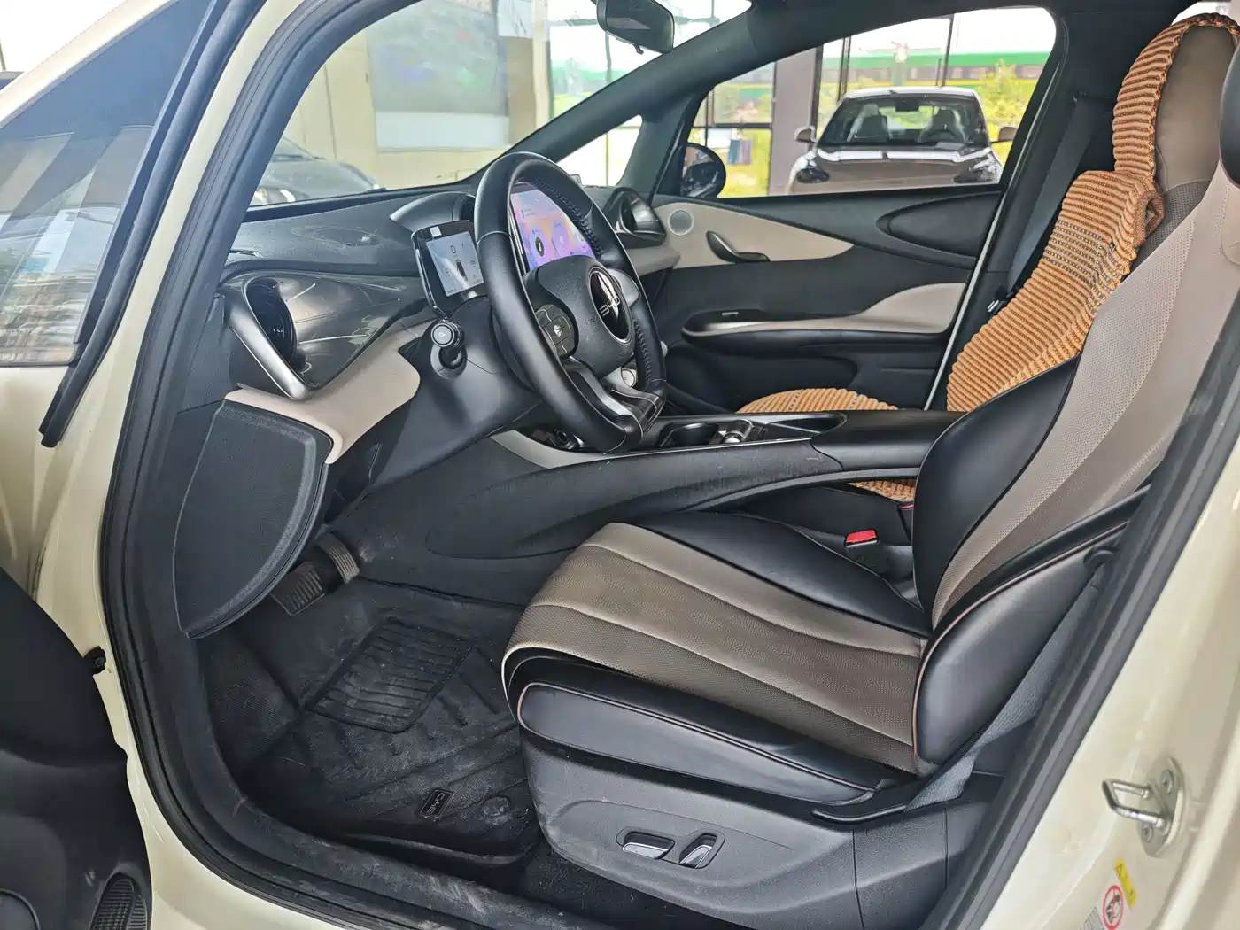 BYD Dolphin 2023 420km Fashion Edition фото 7