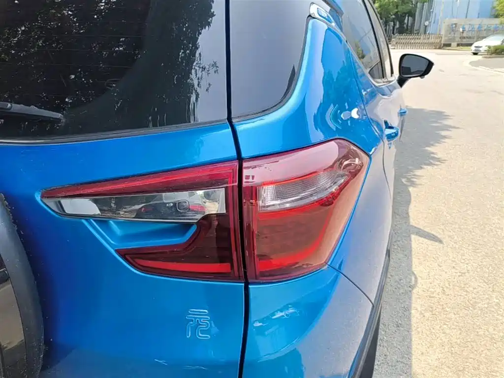 BYD Yuan New Energy 2019 EV360 Smart Connect Premium Edition фото 8