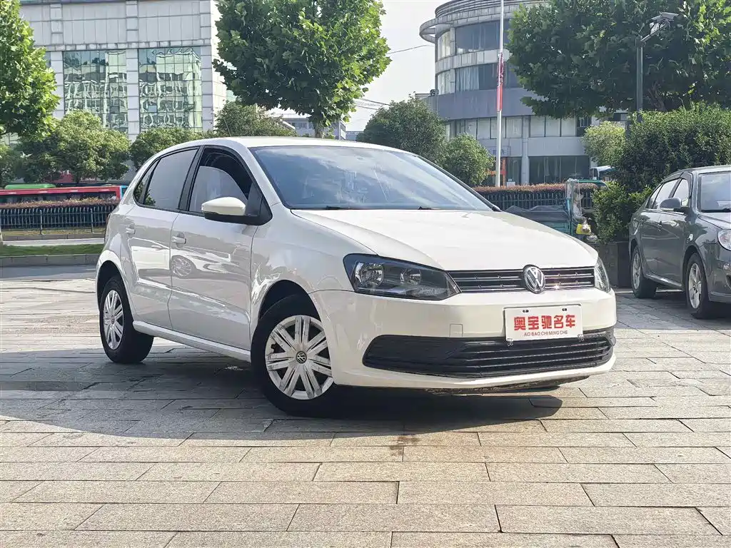 Volkswagen Polo 2018 1.5L Auto Safe Drive фото 3