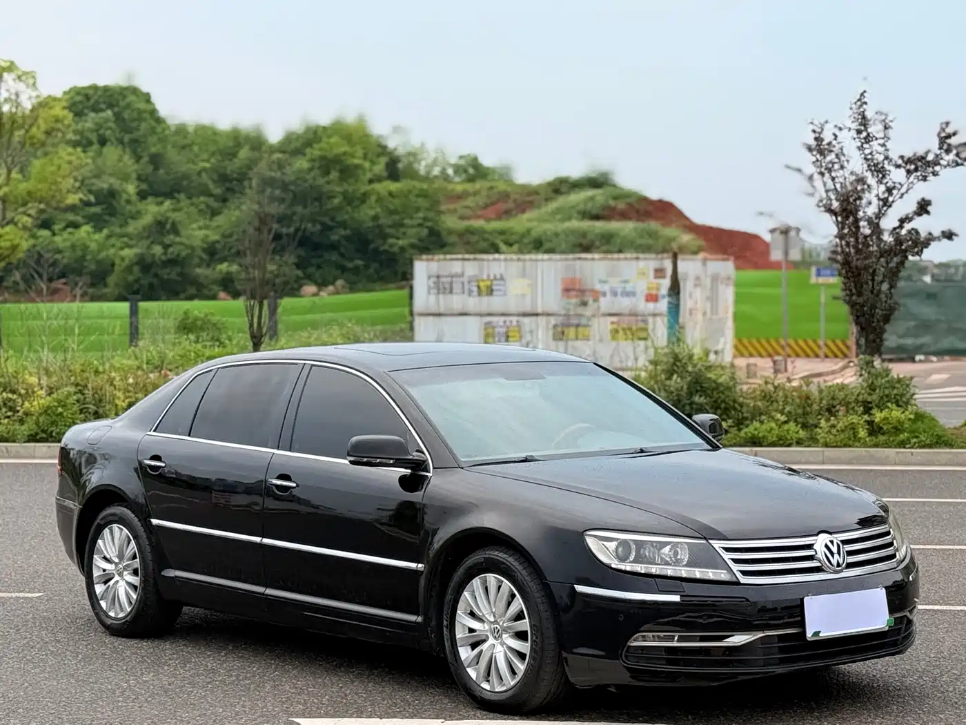 Volkswagen Phaeton 2012 2011 3.6L V6 5-seat Extended Business Edition