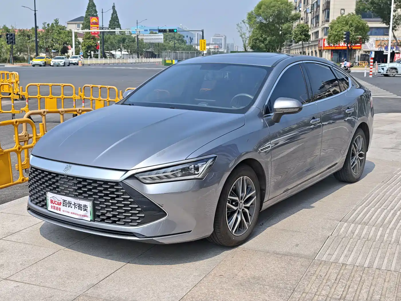 BYD Qin PLUS 2021 DM-i 55KM Flagship