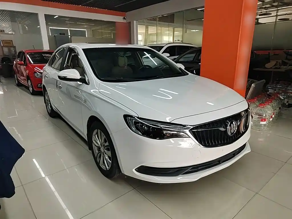 Buick Excelle 2019 15T DCT Connected Elite Type China VI фото 4