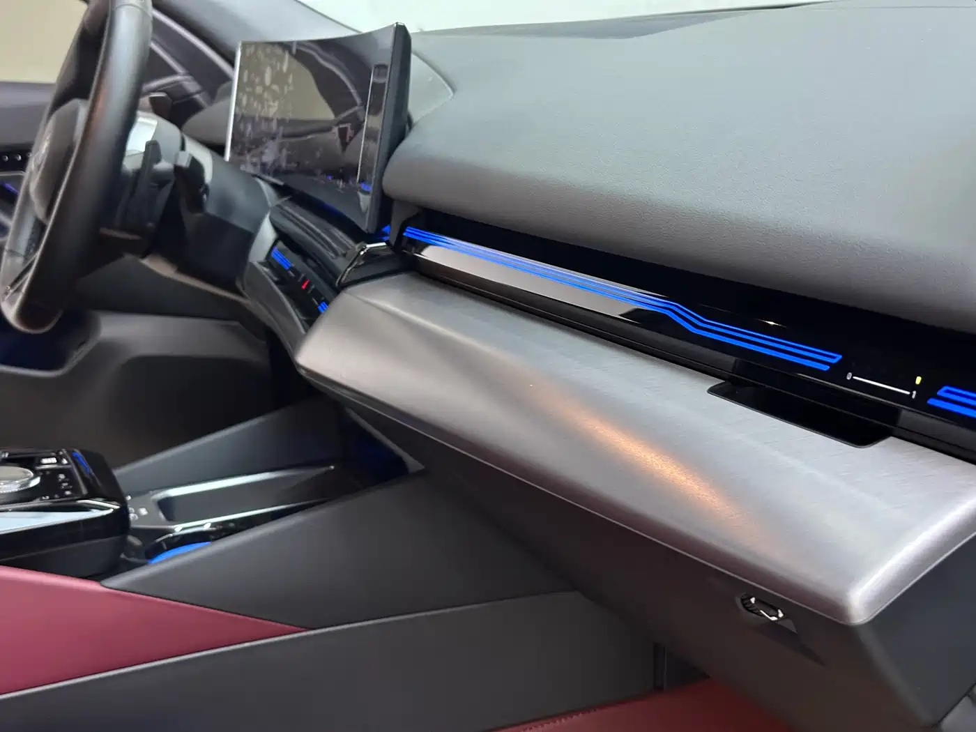 BMW 5 Series 2024 525Li M Sport Package фото 27