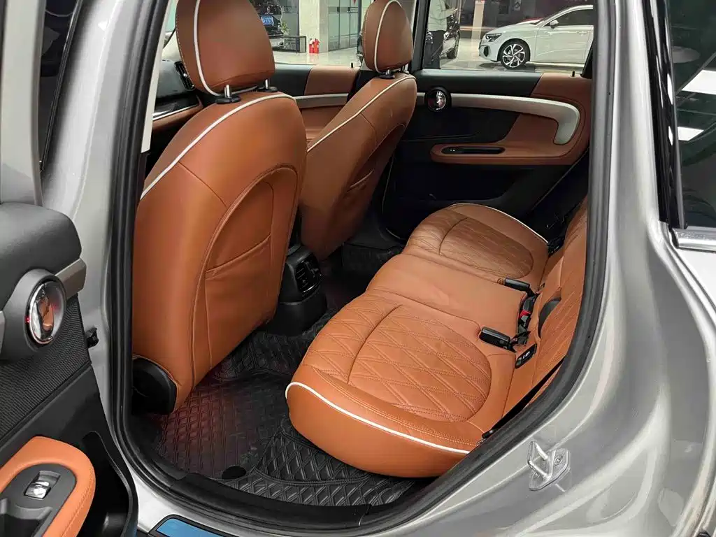 MINI COUNTRYMAN 2024 2023 1.5T COOPER ALL4 Connoisseur