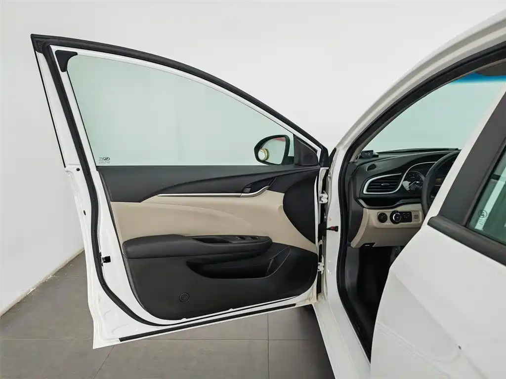 Buick Excelle 2017 15N Manual Progressive фото 8