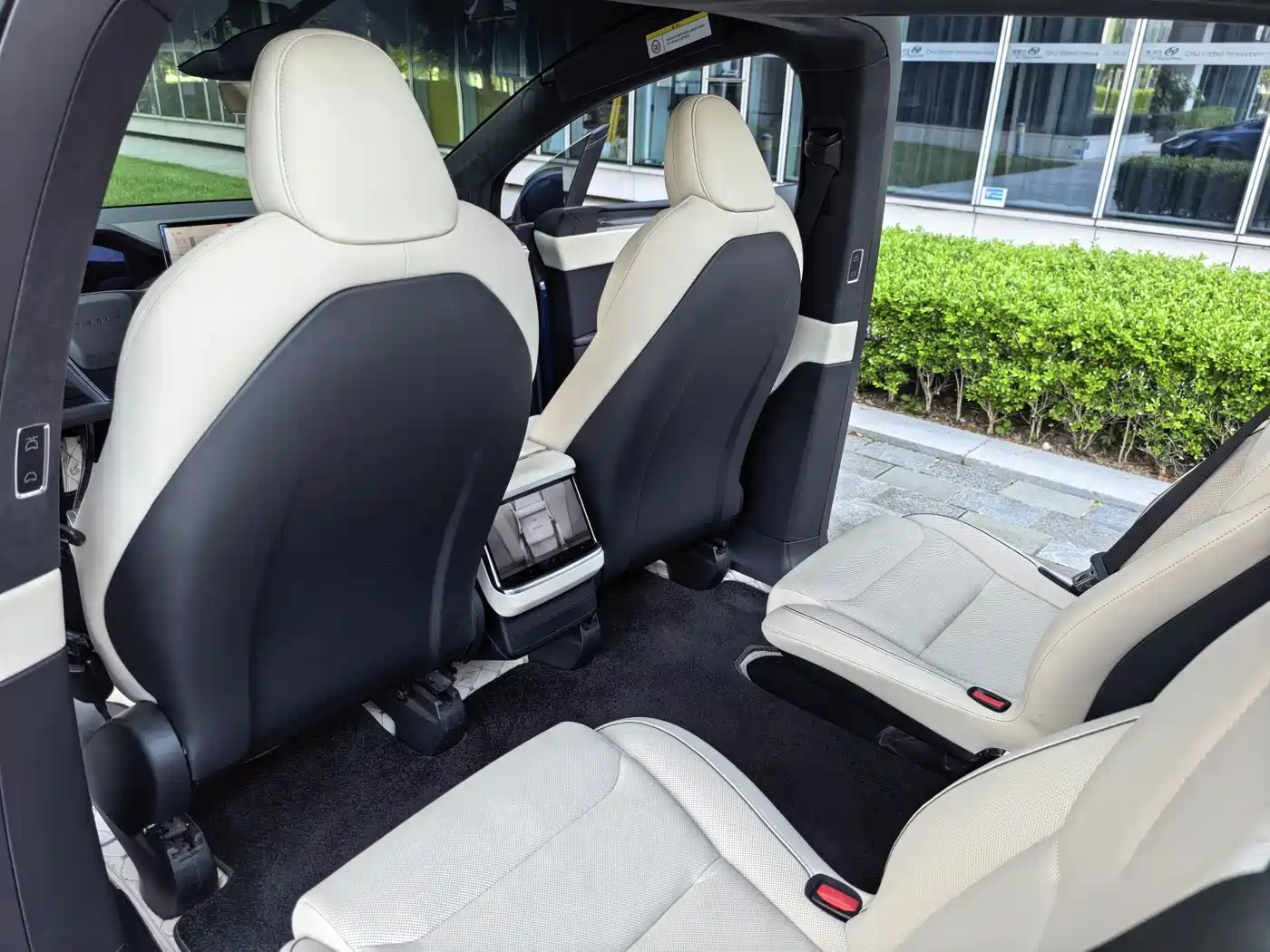 Tesla Model X 2023 Tri-motor AWD Plaid фото 17