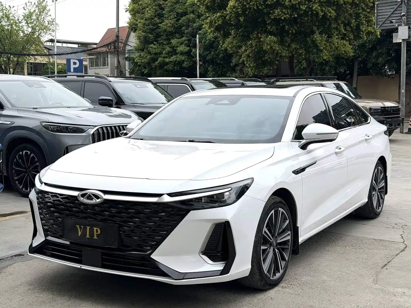 CHERY ARRIZO 8