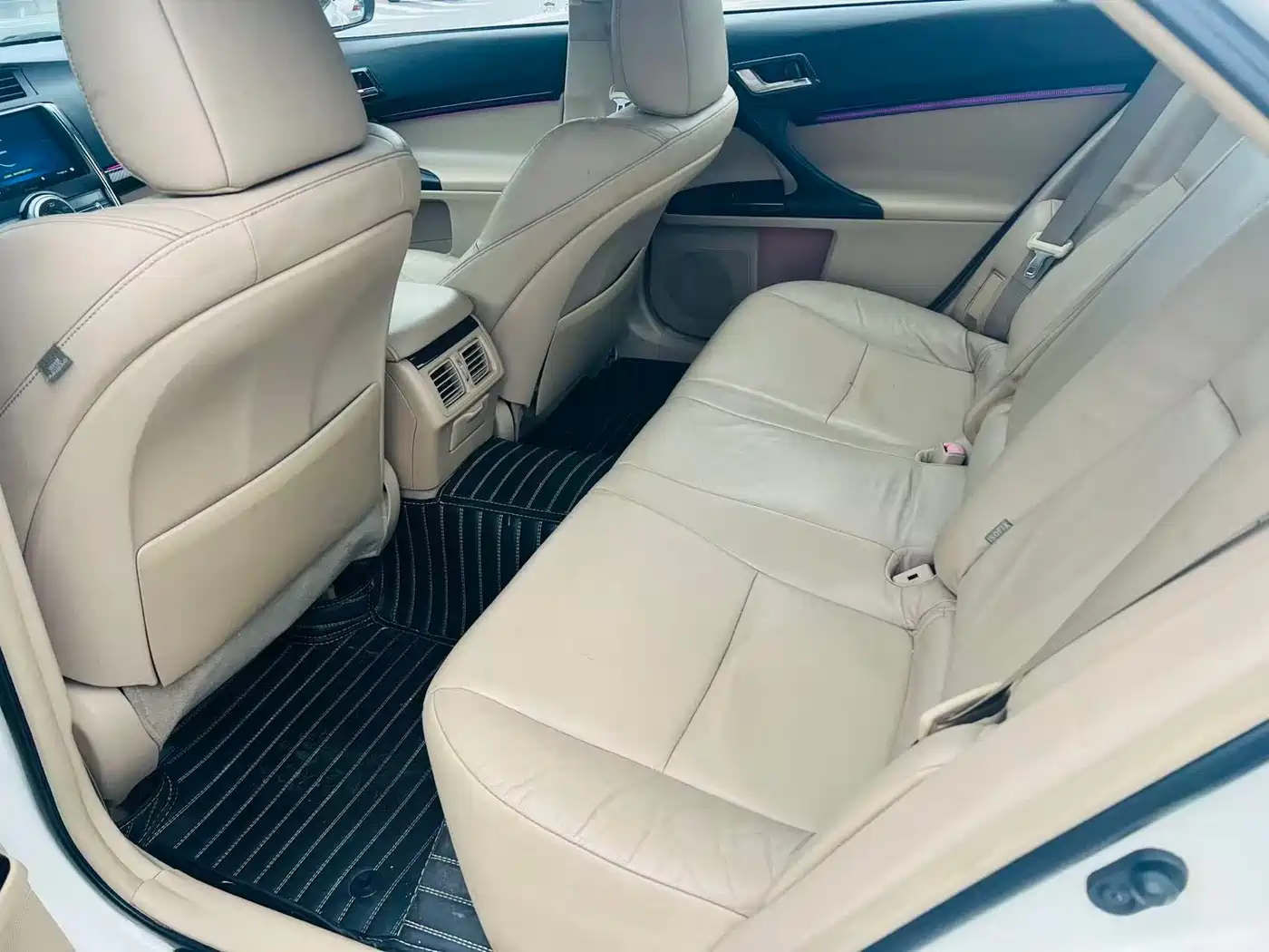 Toyota Reiz 2010 2.5S Elegance Elite Edition фото 9