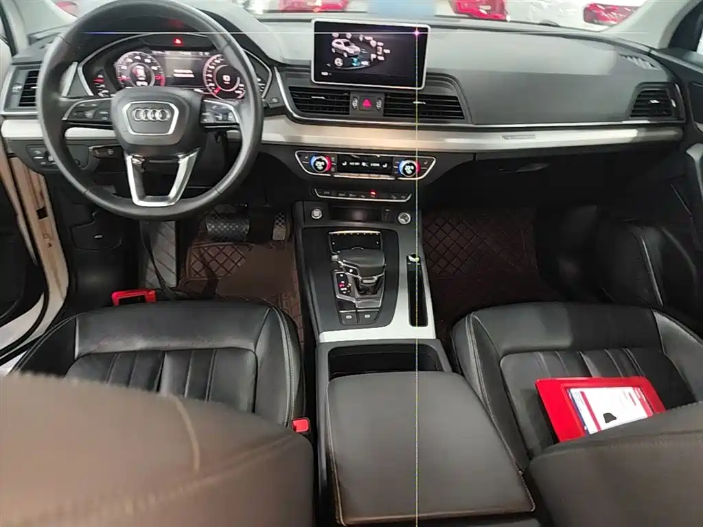 Audi Q5L 2020 45 TFSI Exclusive Fashion фото 10