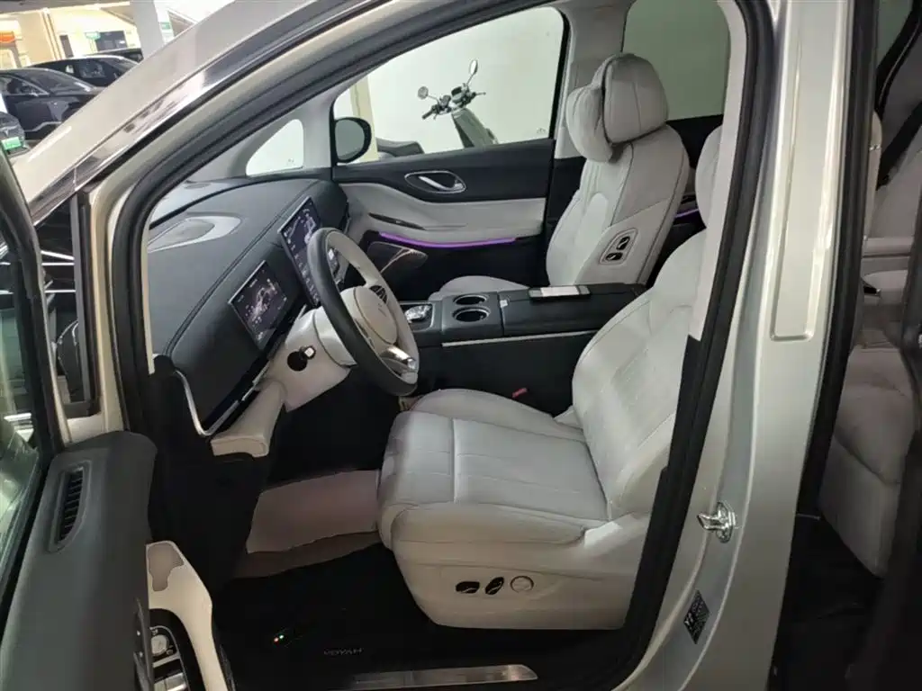 Voyah Auto Voyah Dreamer 2025 EV AWD Flagship Qiankun Edition фото 15