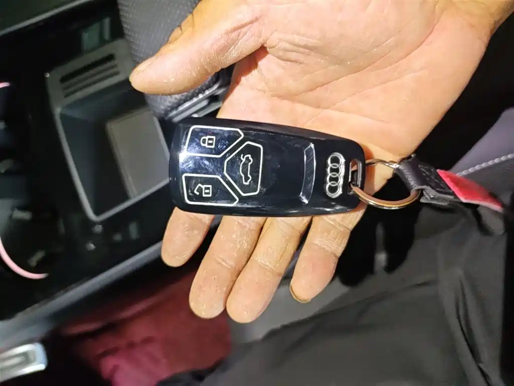 Audi A4L 2024 40 TFSI Luxury Dynamic фото 9