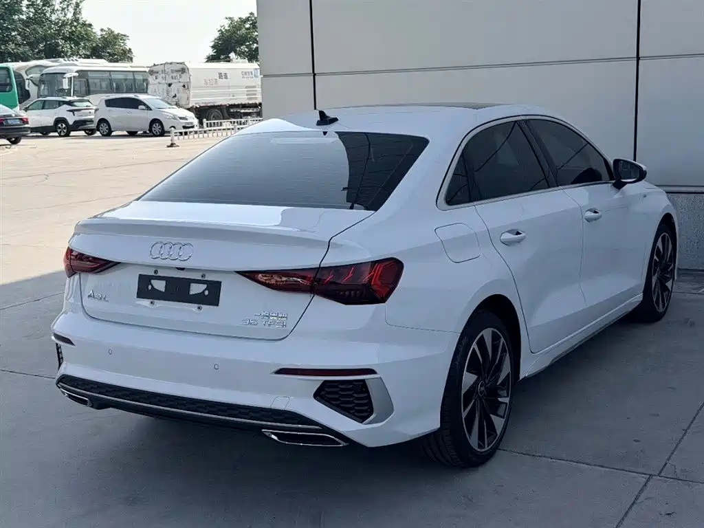 Audi A3 2022 A3L Limousine 35 TFSI Style Sport фото 11