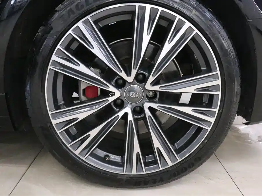 Audi A6L 2020 45 TFSI Premium Elegance фото 21