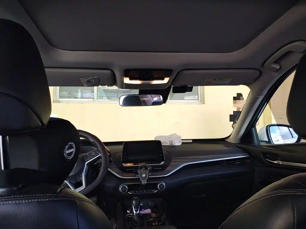 صورة 19 - Nissan Teana