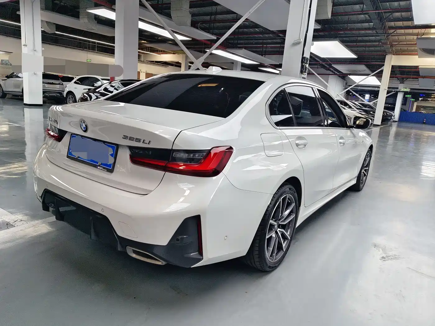 BMW 3 Series 2024 325Li M Sport Package фото 15