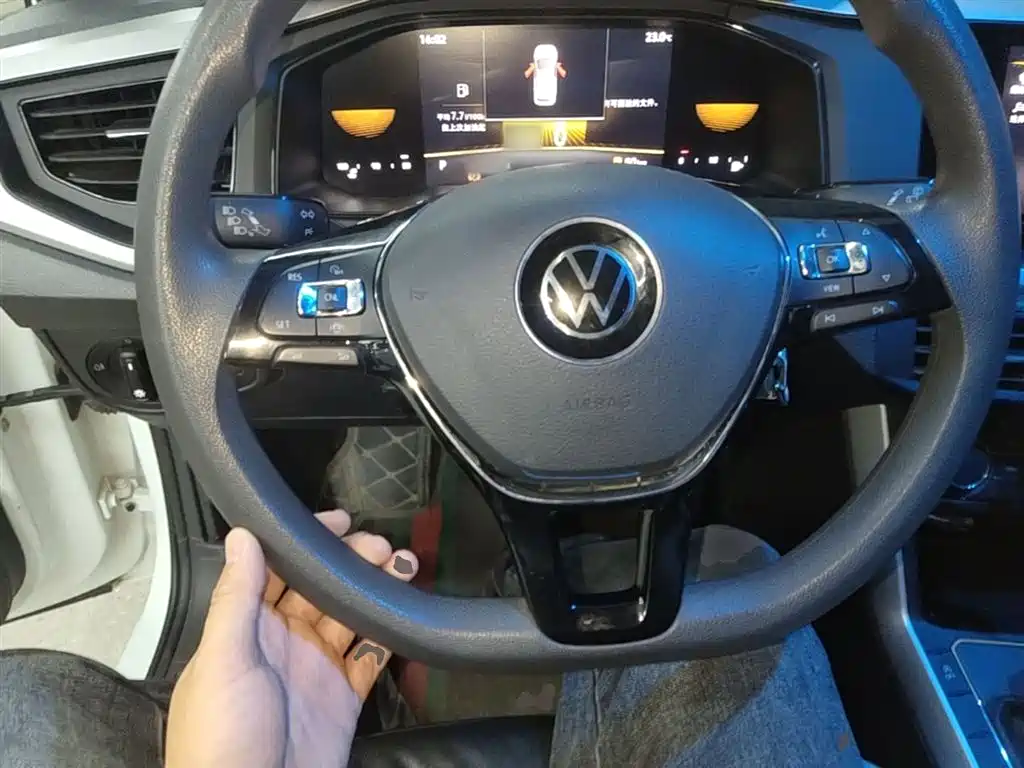 Volkswagen Polo 2023 Facelift Plus 1.5L Auto Joyful Living Edition фото 11