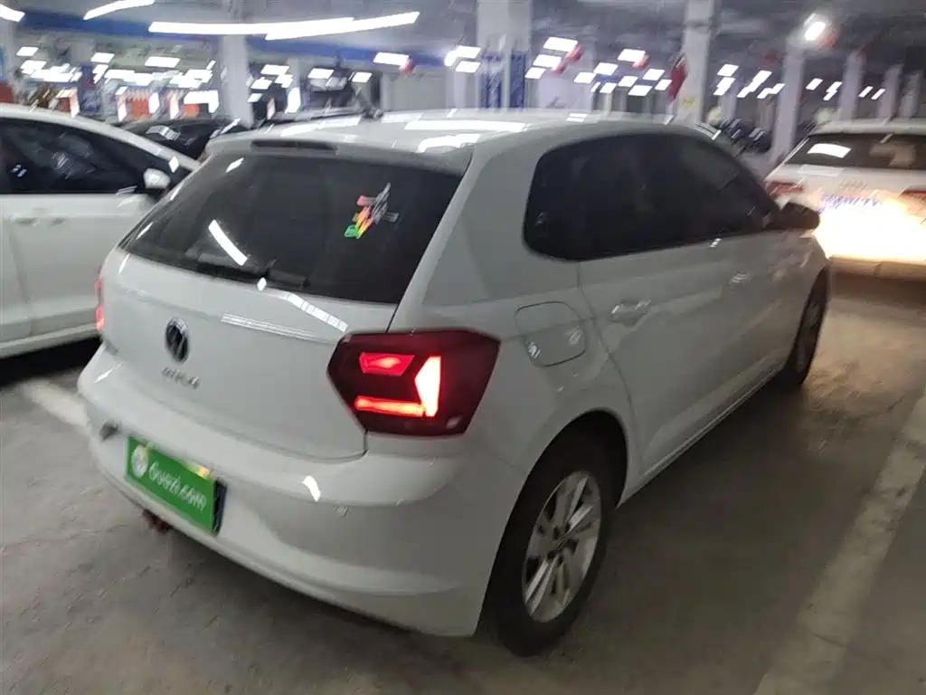 Volkswagen Polo 2023 Facelift Plus 1.5L Auto Joyful Living Edition фото 7