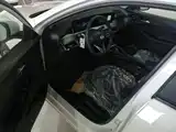 Photo 16 - Buick Verano
